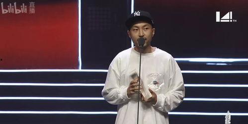 千玺恋情爆料最新视频,甜蜜瞬间引网友热议  第3张